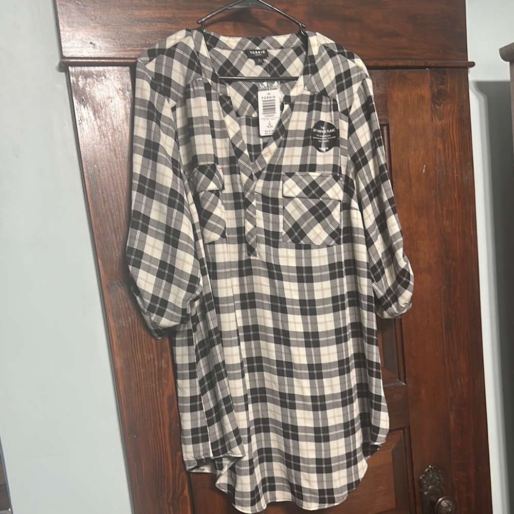 Torrid Black and White Plaid Tunic